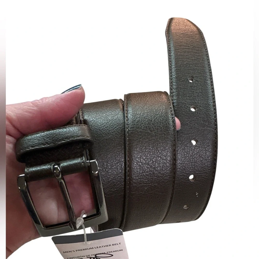 Royal Class Men’s Brown Leather Belt with Square Buckle Size 42 NWT
